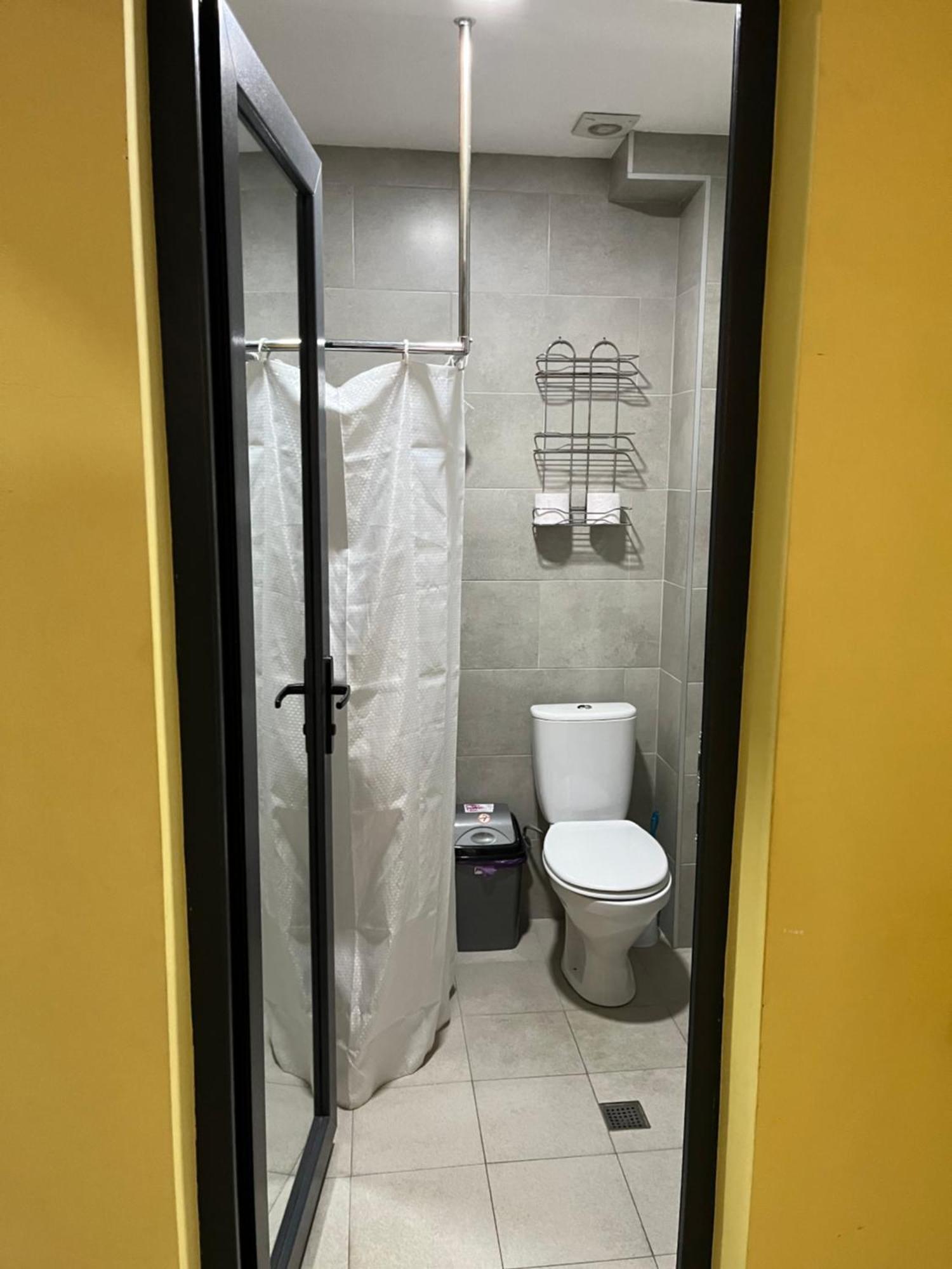 Отель WESTAY Тбилиси Экстерьер фото