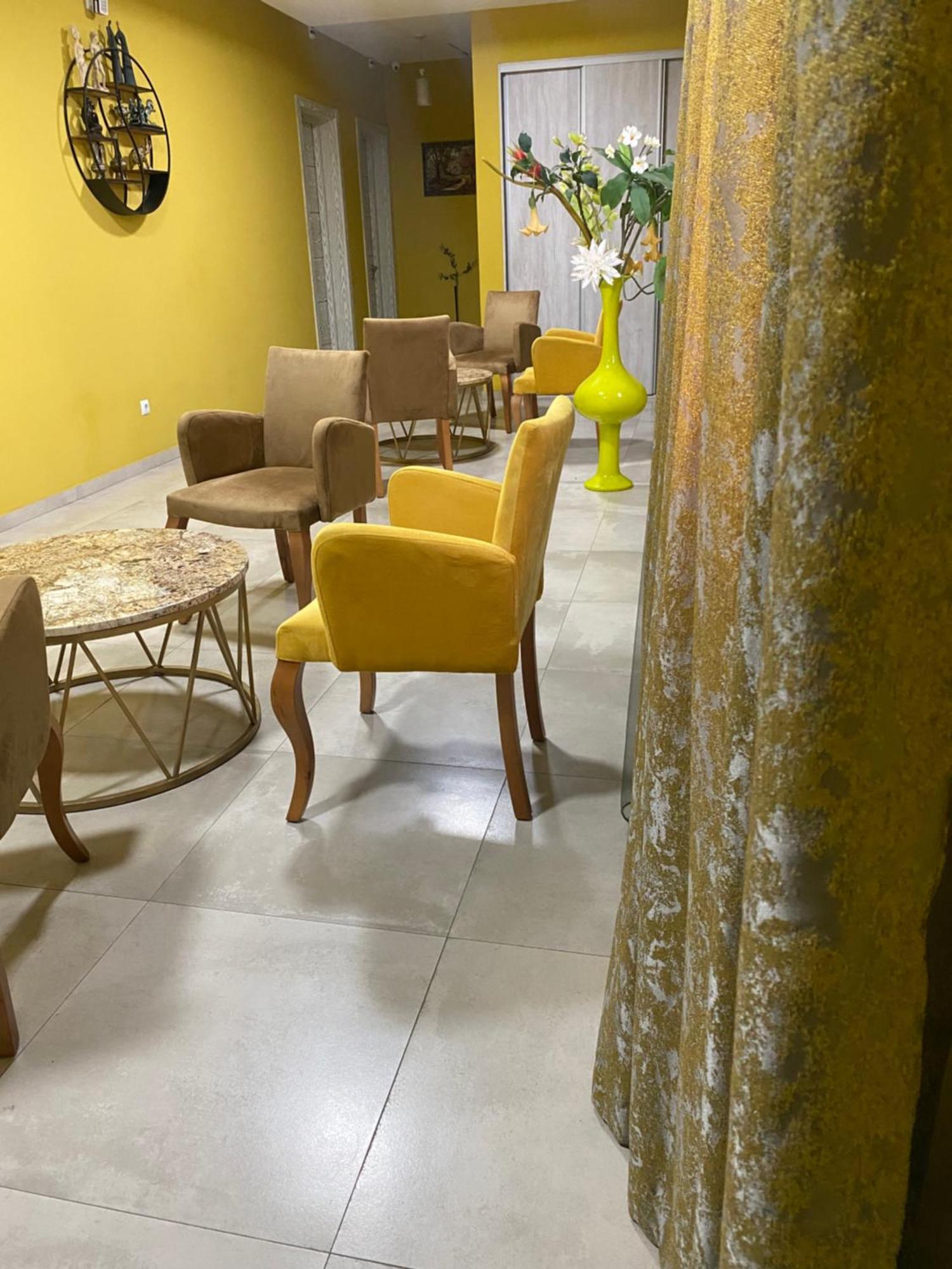 Отель WESTAY Тбилиси Экстерьер фото