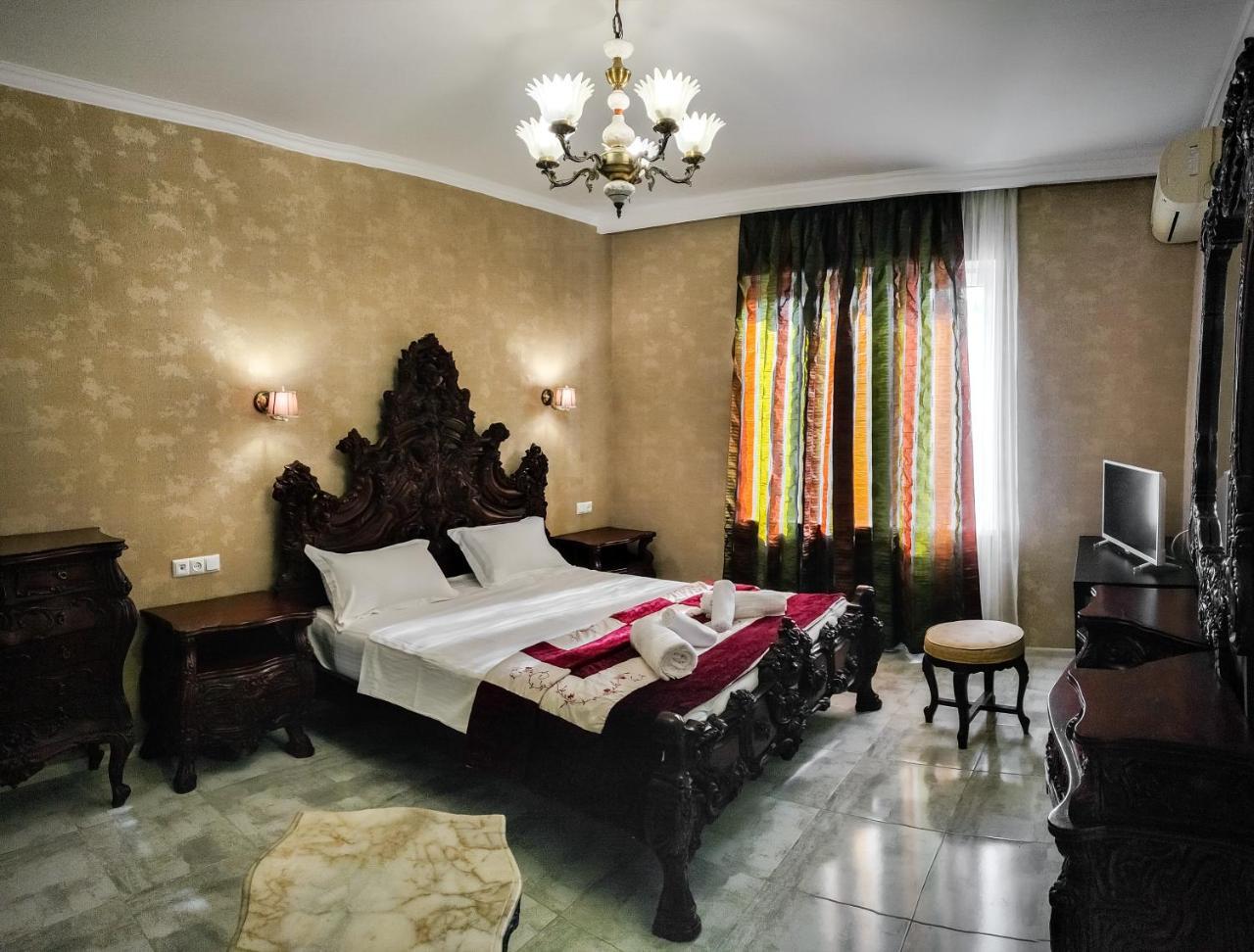 Отель WESTAY Тбилиси Экстерьер фото